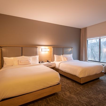 Springhill Suites By Marriott Tarrytown Westchester County Экстерьер фото